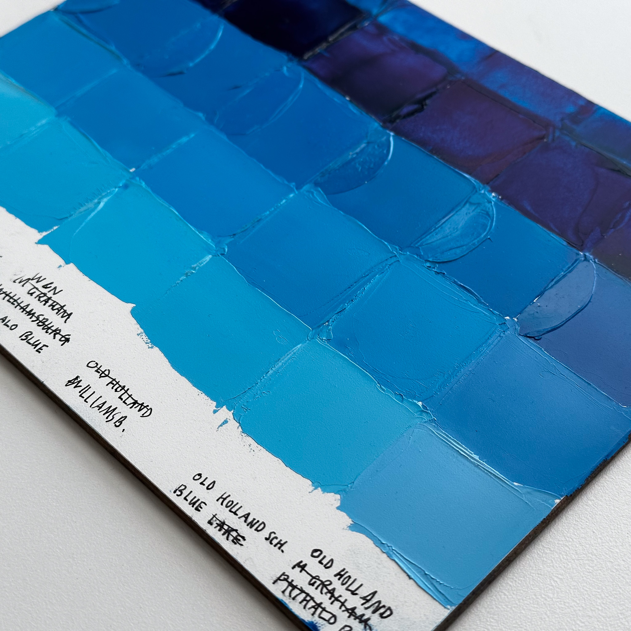 Does it matter which Phthalo Blue you buy, paint comparisons showing the slight differences between various Phthalo Blues in Oil Paint